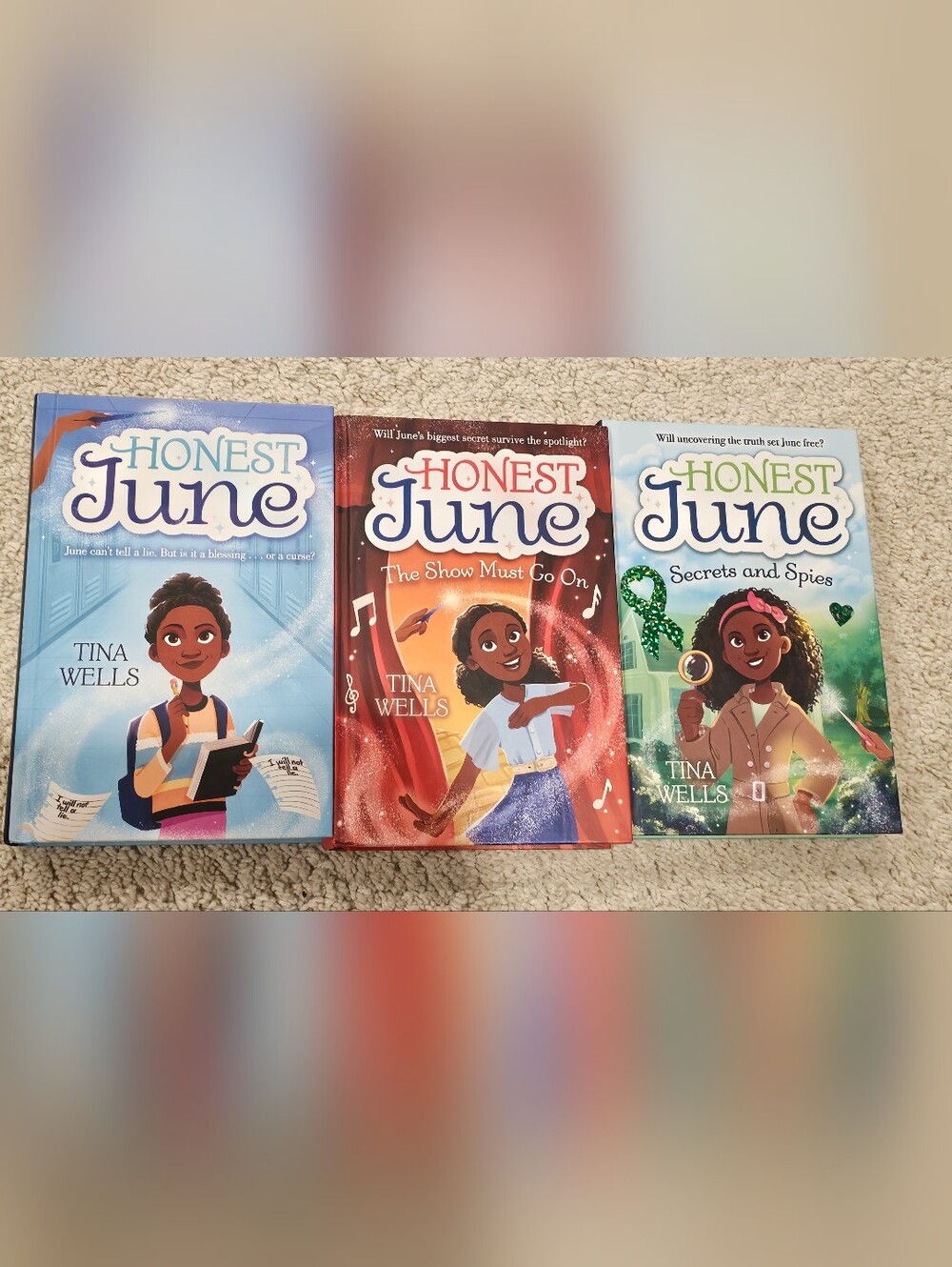 Lot Of 6 Books Honest June Set / Stitch Clique Set
